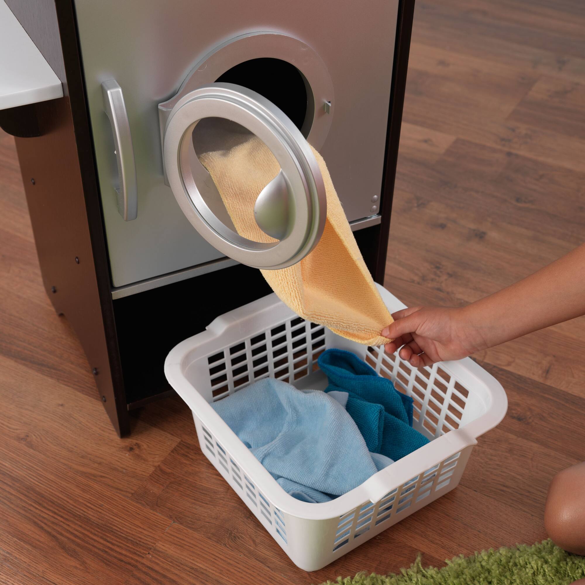 KidKraft Espresso Laundry Play Set